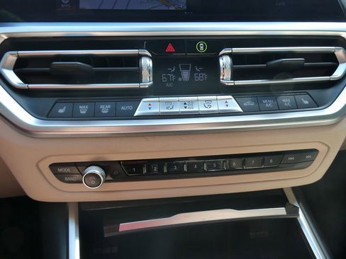 Used 2021 BMW 330i Sedan w/ Premium Package RWD image 27