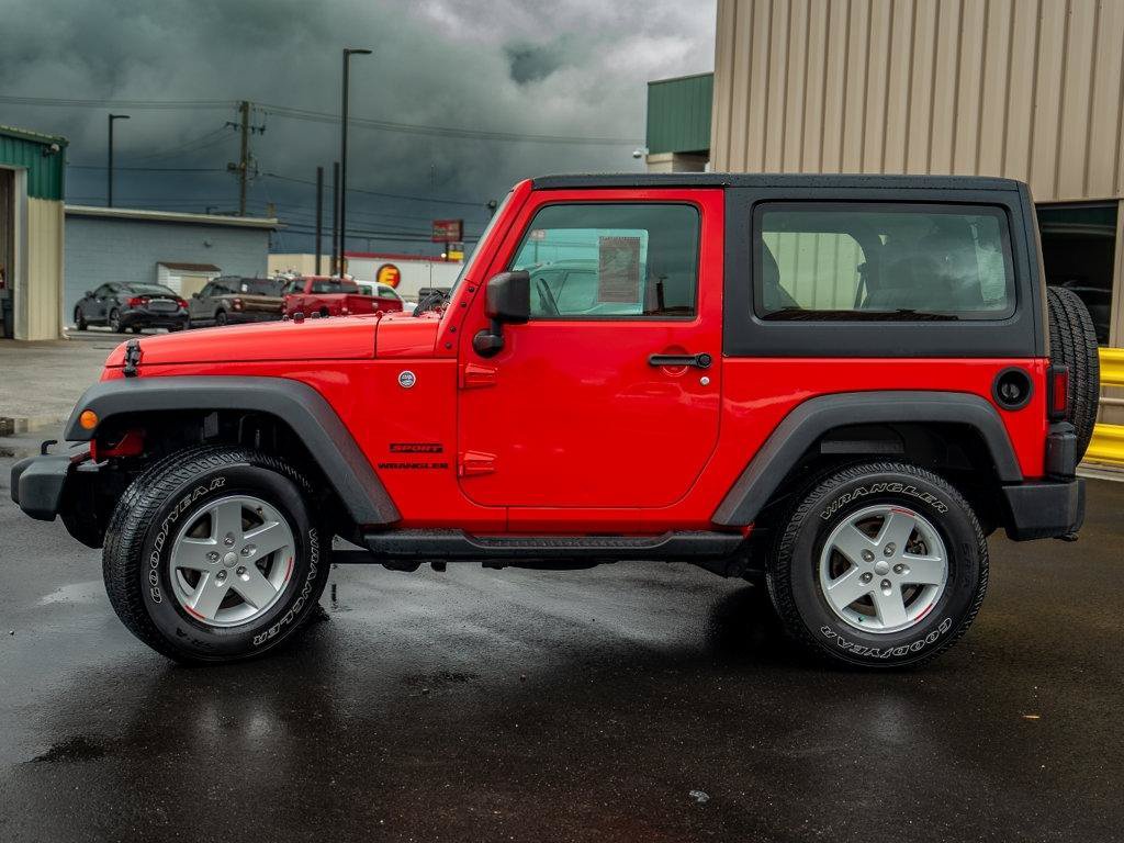 Used 2017 Jeep Wrangler Sport w/ Quick Order Package 24S AWD/4WD image 5
