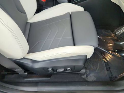 Used 2026 BMW X2 M35i AWD/4WD image 23