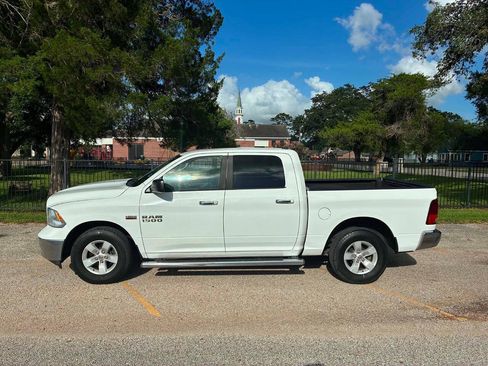 Used 2014 RAM 1500 Classic SLT RWD image 2