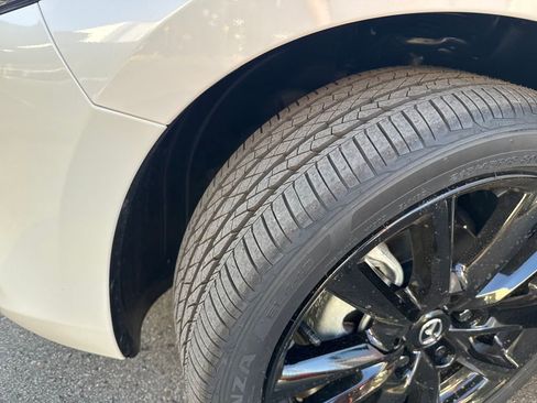 New 2026 MAZDA MAZDA3 2.5 S Hatchback w/ Premium Pkg image 34