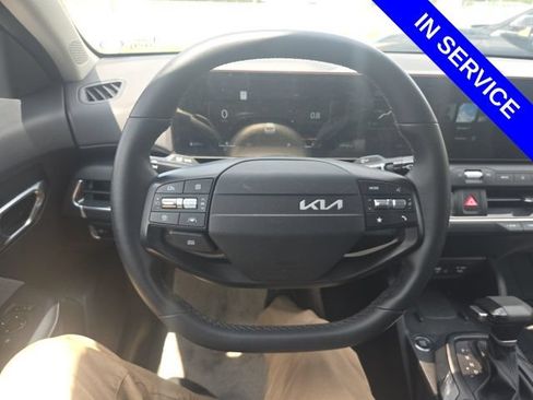 Used 2025 Kia K4 EX FWD image 8