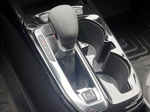 Certified 2024 Chevrolet Trax LT image 26