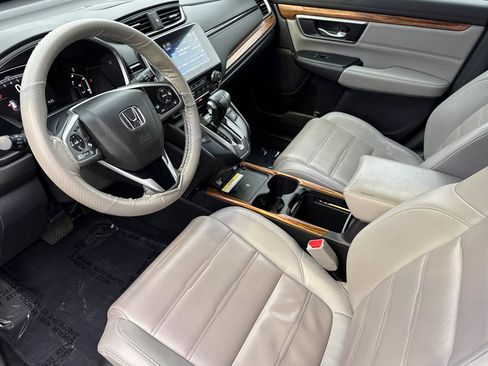 Used 2020 Honda CR-V Touring image 4