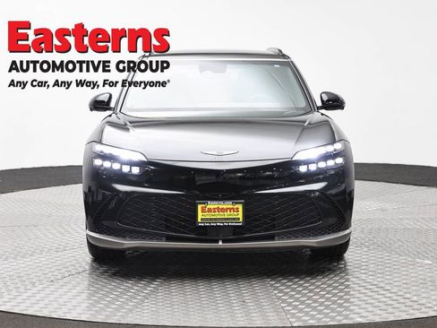 Used 2024 Genesis GV60 Advanced AWD/4WD image 2