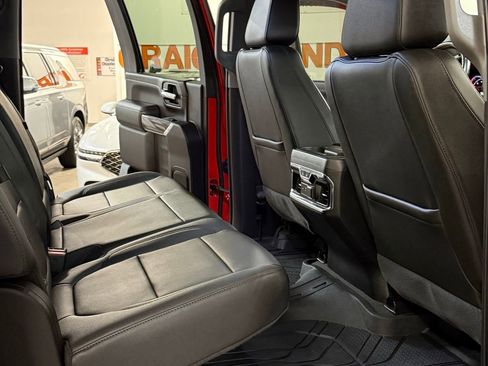 Used 2020 Chevrolet Silverado 2500 LTZ w/ LTZ Convenience Package image 32