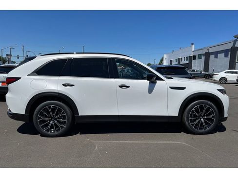 New 2025 MAZDA CX-70 Plug-In Hybrid w/ Premium Plus image 2