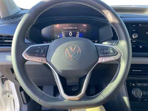New 2024 Volkswagen Taos SE image 12
