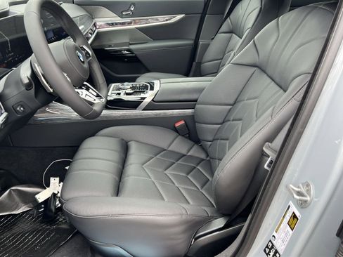 New 2025 BMW 740i xDrive w/ Executive Package AWD/4WD image 10