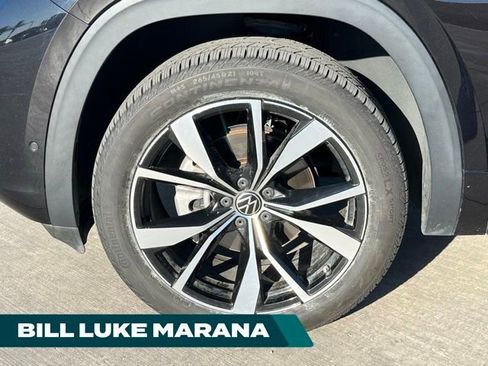 Used 2024 Volkswagen Atlas SEL Premium R-Line AWD/4WD image 5
