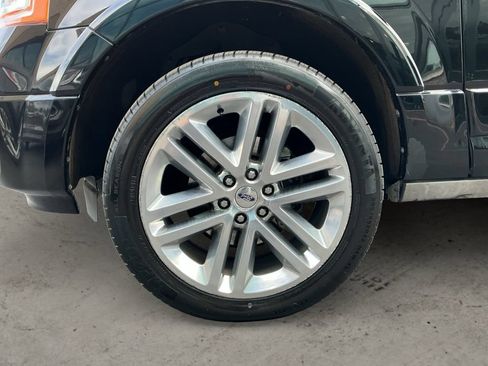 Used 2017 Ford Expedition EL Platinum AWD/4WD image 9