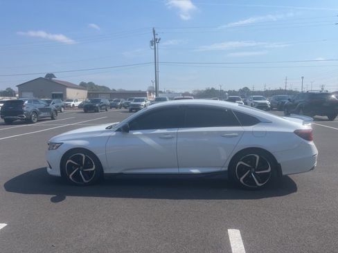 Used 2022 Honda Accord Sport image 12