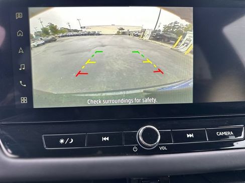 Used 2025 Mitsubishi Outlander ES FWD image 18
