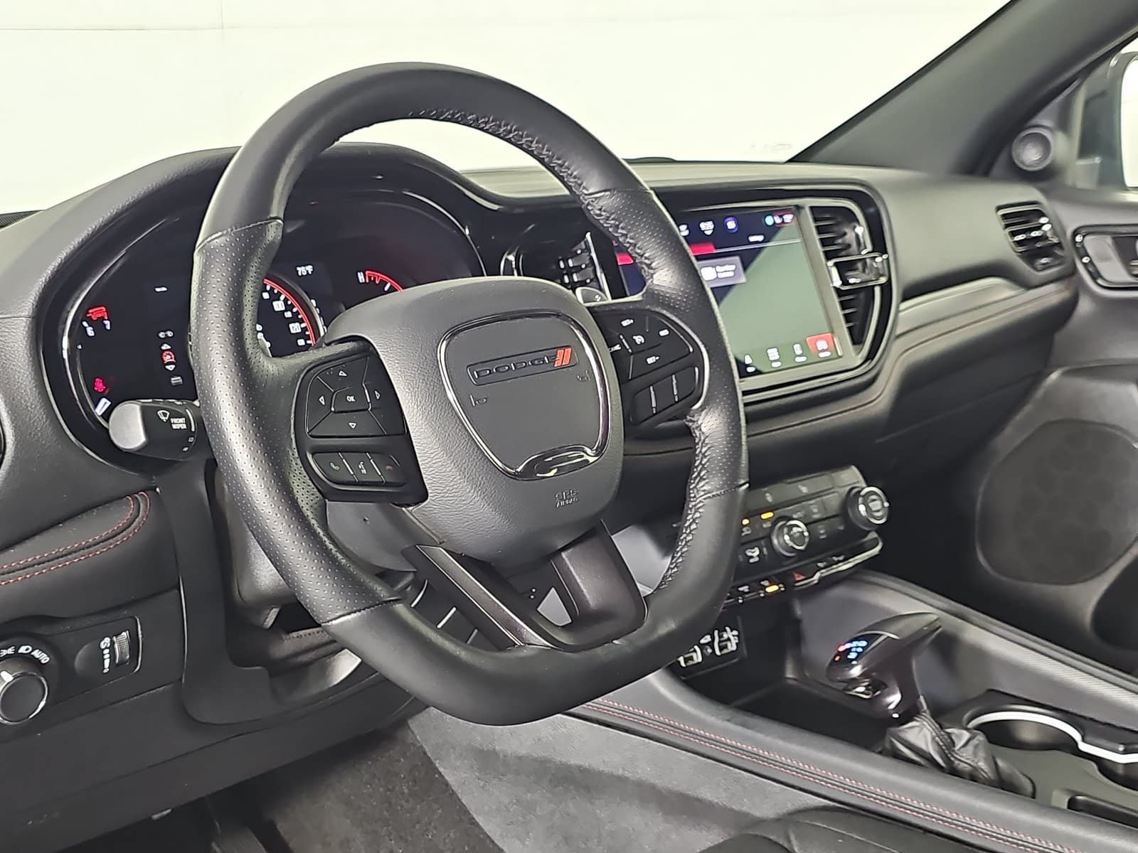 Used 2025 Dodge Durango GT AWD/4WD image 16