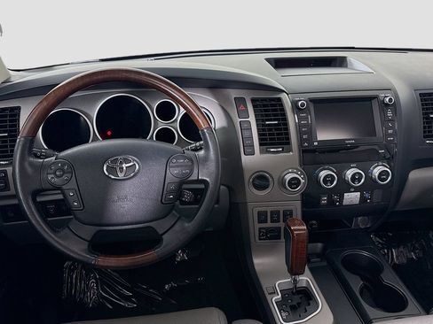 Used 2013 Toyota Sequoia Platinum AWD/4WD image 25