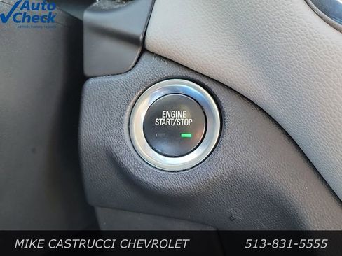 Used 2022 Chevrolet Equinox LS FWD image 19