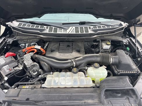 Used 2022 Ford F150 Lariat AWD/4WD image 32