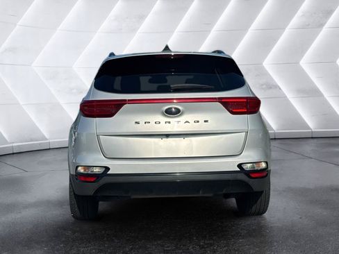 Used 2021 Kia Sportage S w/ S FWD Premium Package image 6