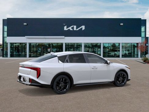 New 2025 Kia K4 GT-Line Turbo image 6