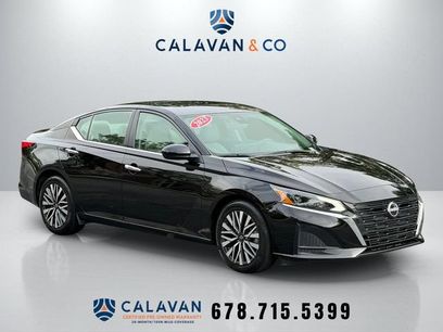 Used 2023 Nissan Altima 2.5 SV w/ SV Premium Package