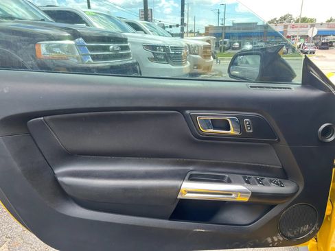 Used 2016 Ford Mustang Convertible w/ Equipment Group 051A RWD image 9