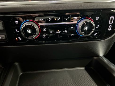 New 2026 Chevrolet Silverado 2500 LTZ w/ LTZ Premium Package image 17