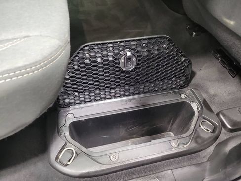Used 2020 RAM 1500 Big Horn AWD/4WD image 19