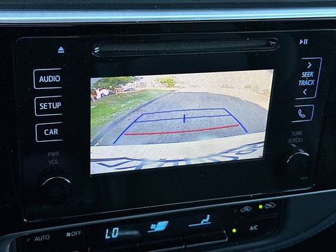 Used 2017 Toyota Corolla SE w/ Carpet Mat Package (TMS) image 19