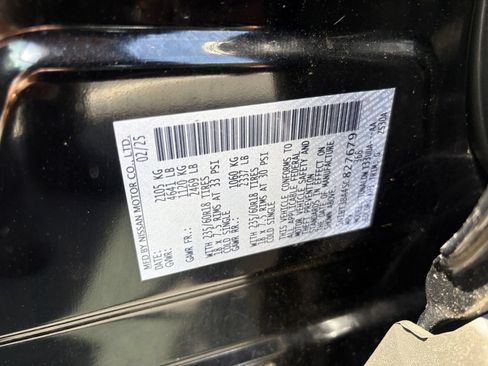 Used 2025 Nissan Rogue SV FWD image 31