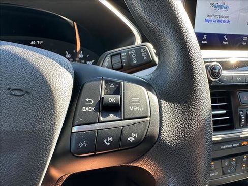 Used 2022 Ford Escape SE image 17