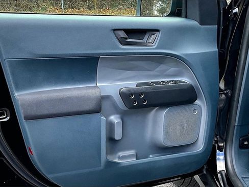 Used 2022 Ford Maverick XL image 18