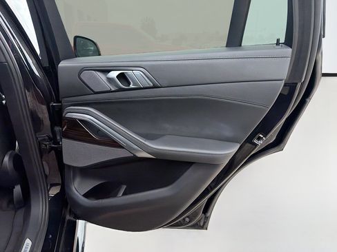 Used 2025 BMW X6 xDrive40i image 46