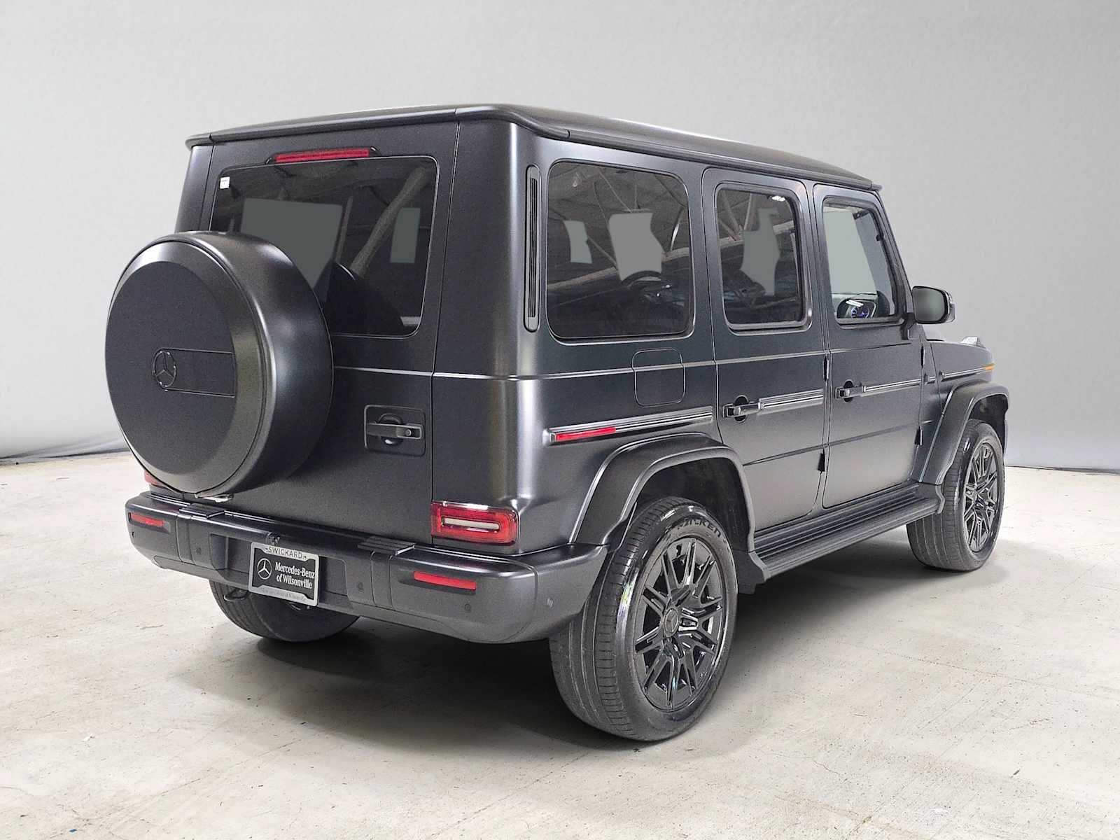 New 2027 Mercedes-Benz G 580 e image 3