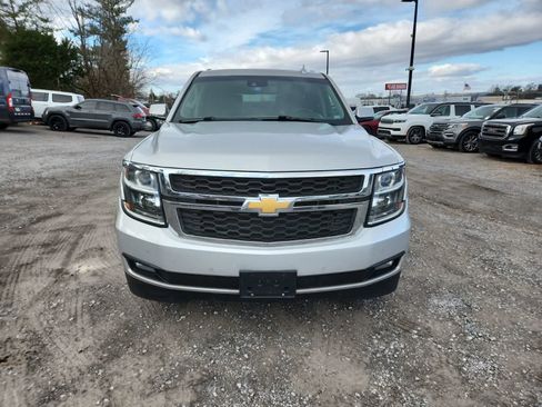 Used 2015 Chevrolet Suburban LT w/ Luxury Package image 8