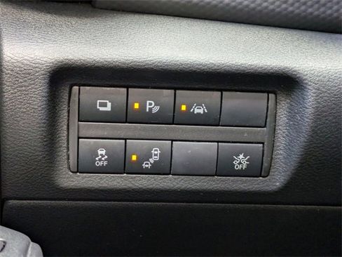 Used 2023 Nissan Kicks S image 25