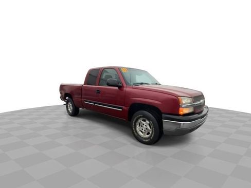 Used 2004 Chevrolet Silverado 1500 LS w/ Light Duty Power Package image 2