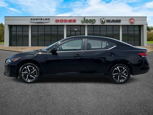 Used 2024 Nissan Sentra SV FWD image 7
