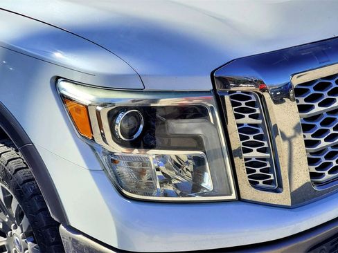 Used 2016 Nissan Titan Platinum Reserve image 2