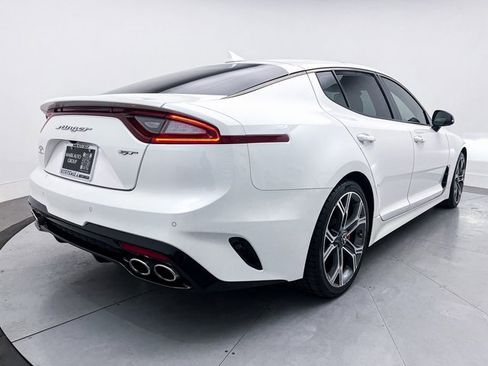 Used 2020 Kia Stinger GT2 image 16