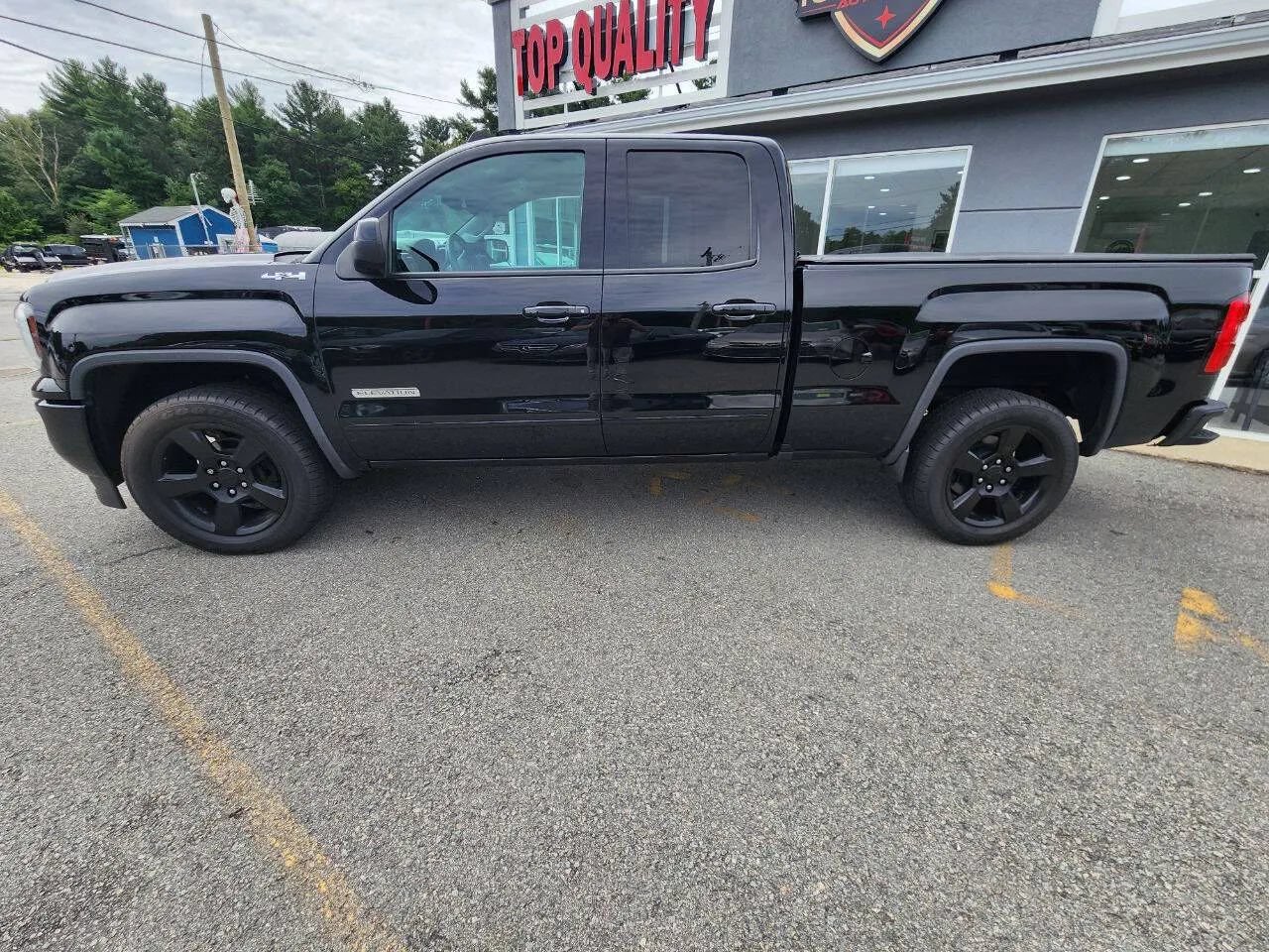 Used 2019 GMC Sierra 1500 Limited w/ Elevation Edition AWD/4WD image 8