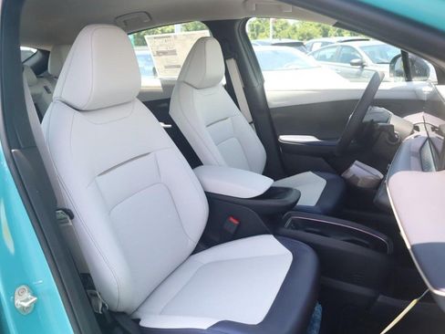 New 2026 Nissan Leaf SV+ w/ Floor Mat Package (SV+) FWD image 19