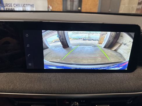 New 2026 Nissan Kicks SV w/ Charging Package FWD image 22