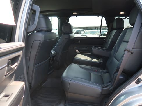 Used 2026 Toyota Sequoia Platinum AWD/4WD image 36