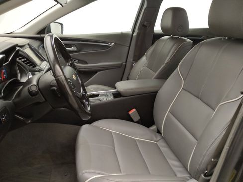 Used 2015 Chevrolet Impala LTZ FWD image 17