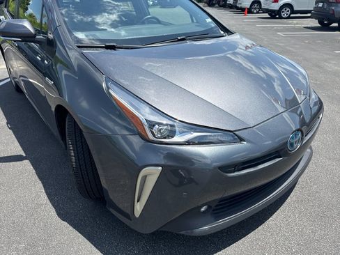 Used 2022 Toyota Prius XLE FWD image 28