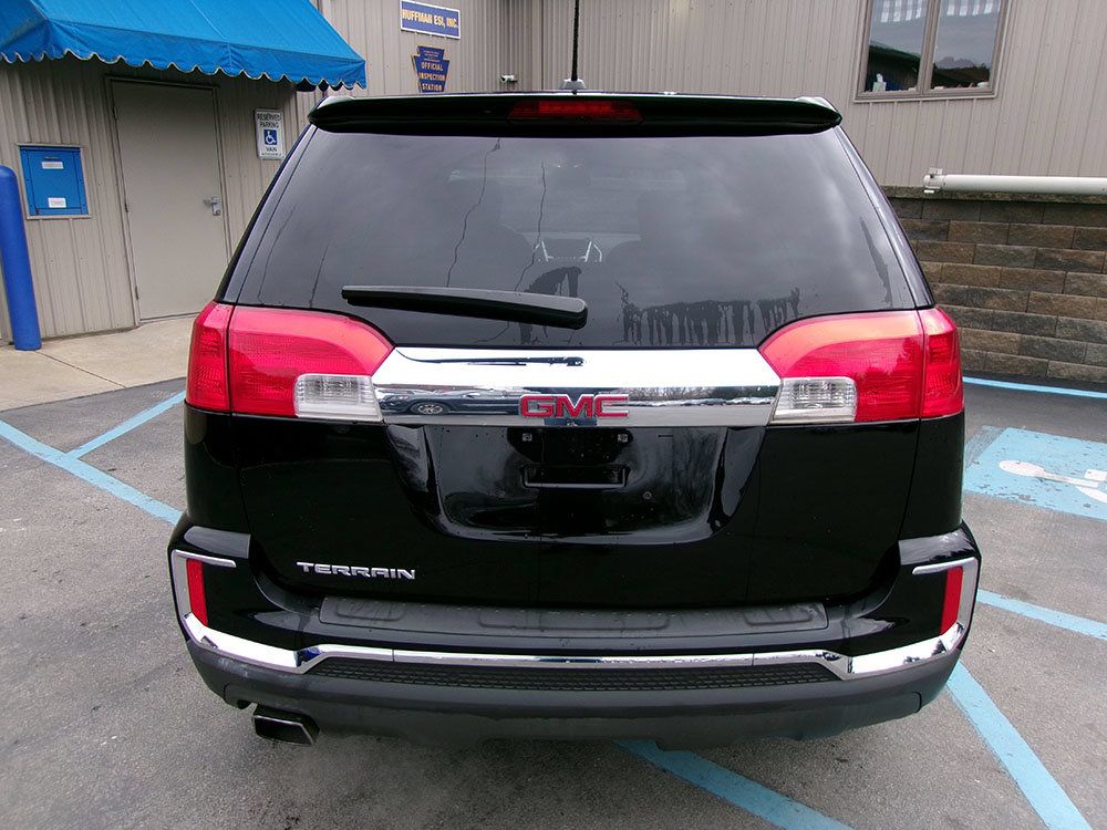 Used 2017 GMC Terrain SLE AWD/4WD image 4