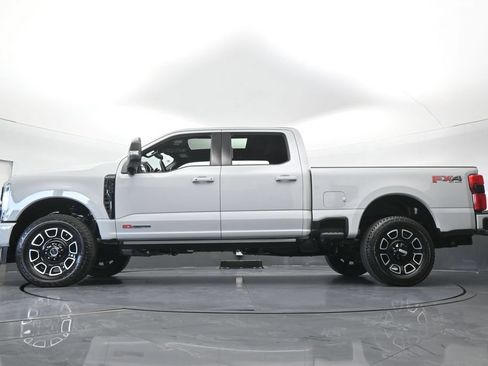 Used 2026 Ford F350 Platinum w/ FX4 Off-Road Package AWD/4WD image 73