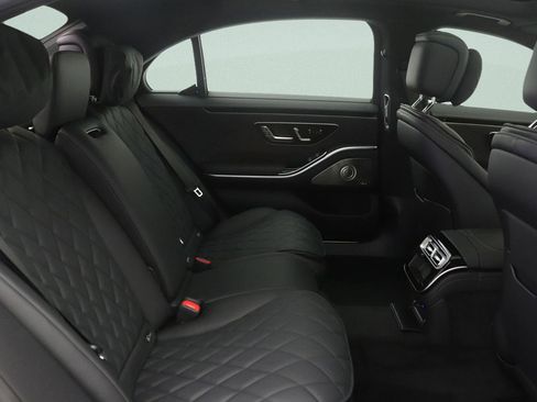 New 2026 Mercedes-Benz S 500 4MATIC image 12