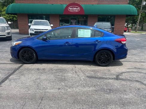 Used 2018 Kia Forte LX FWD image 3
