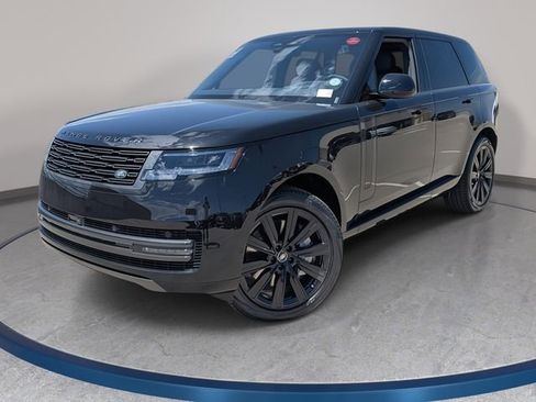New 2025 Land Rover Range Rover SE image 3